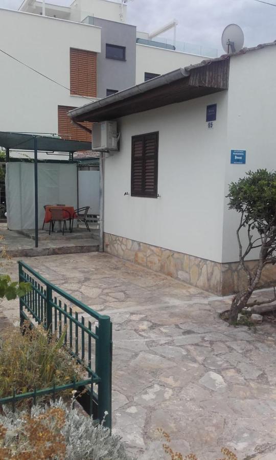 Apartmani Rosanda 2 ペトルチャネ エクステリア 写真