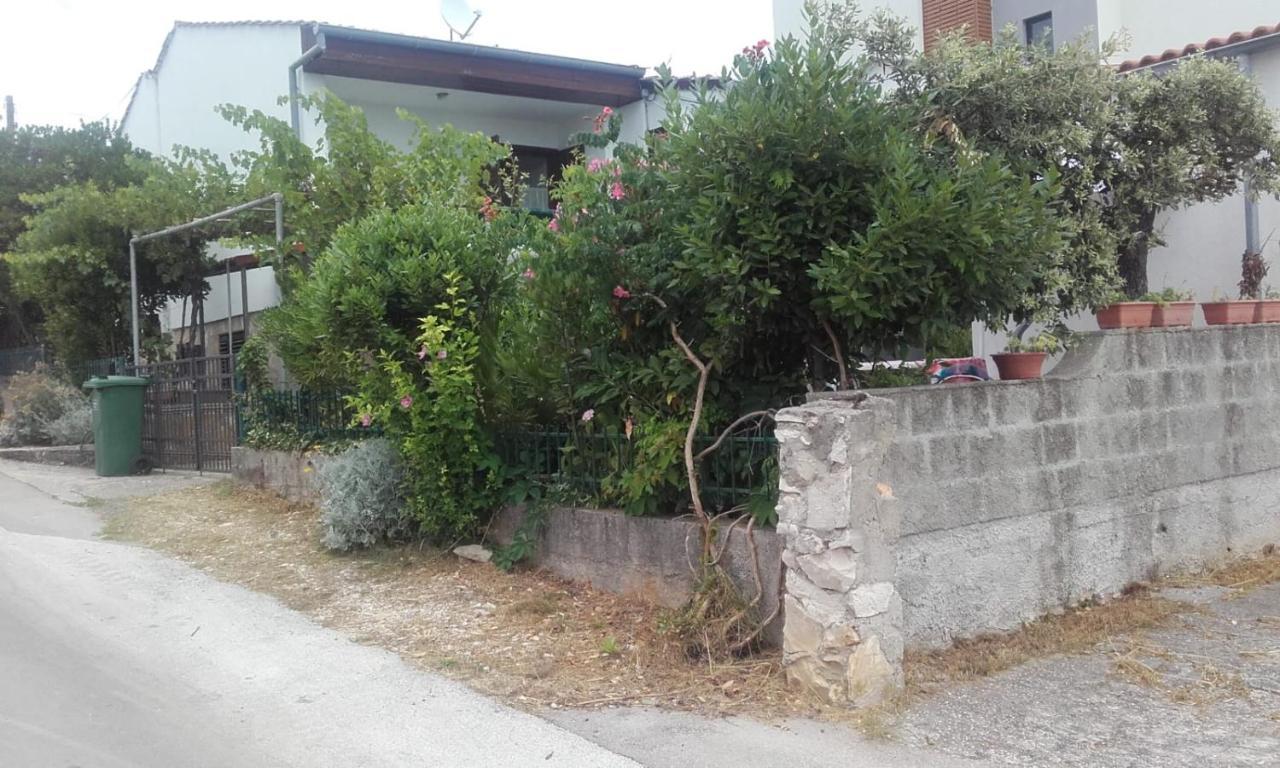 Apartmani Rosanda 2 ペトルチャネ エクステリア 写真